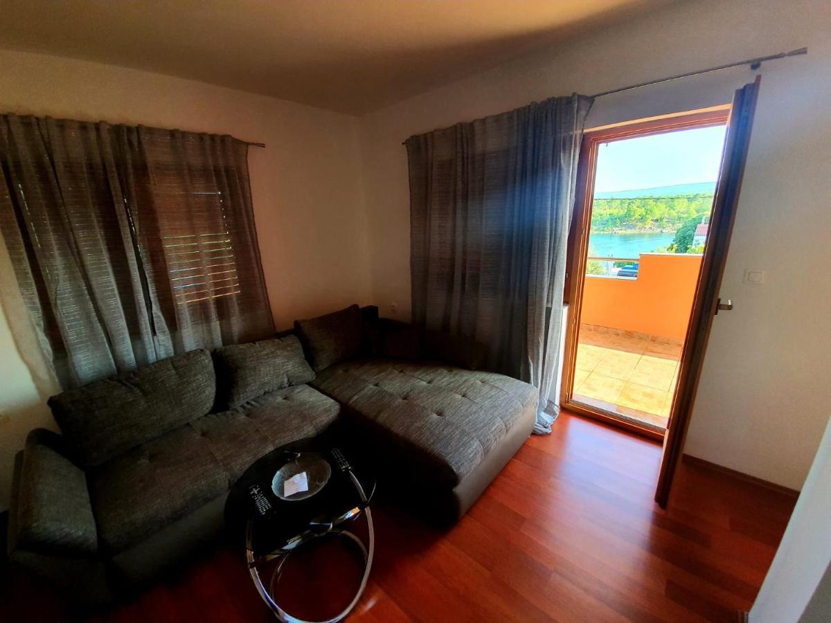 Apartmani Desnica Kruševo المظهر الخارجي الصورة