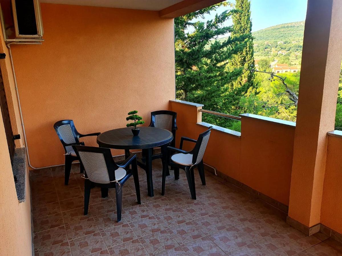 Apartmani Desnica Kruševo المظهر الخارجي الصورة