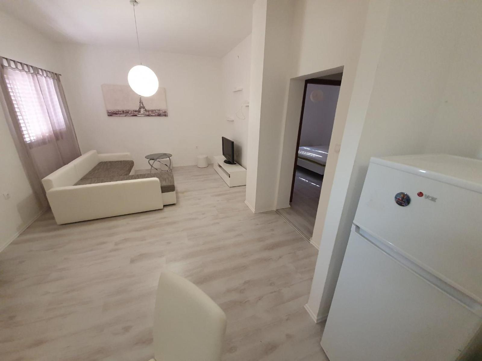Apartmani Desnica Kruševo المظهر الخارجي الصورة